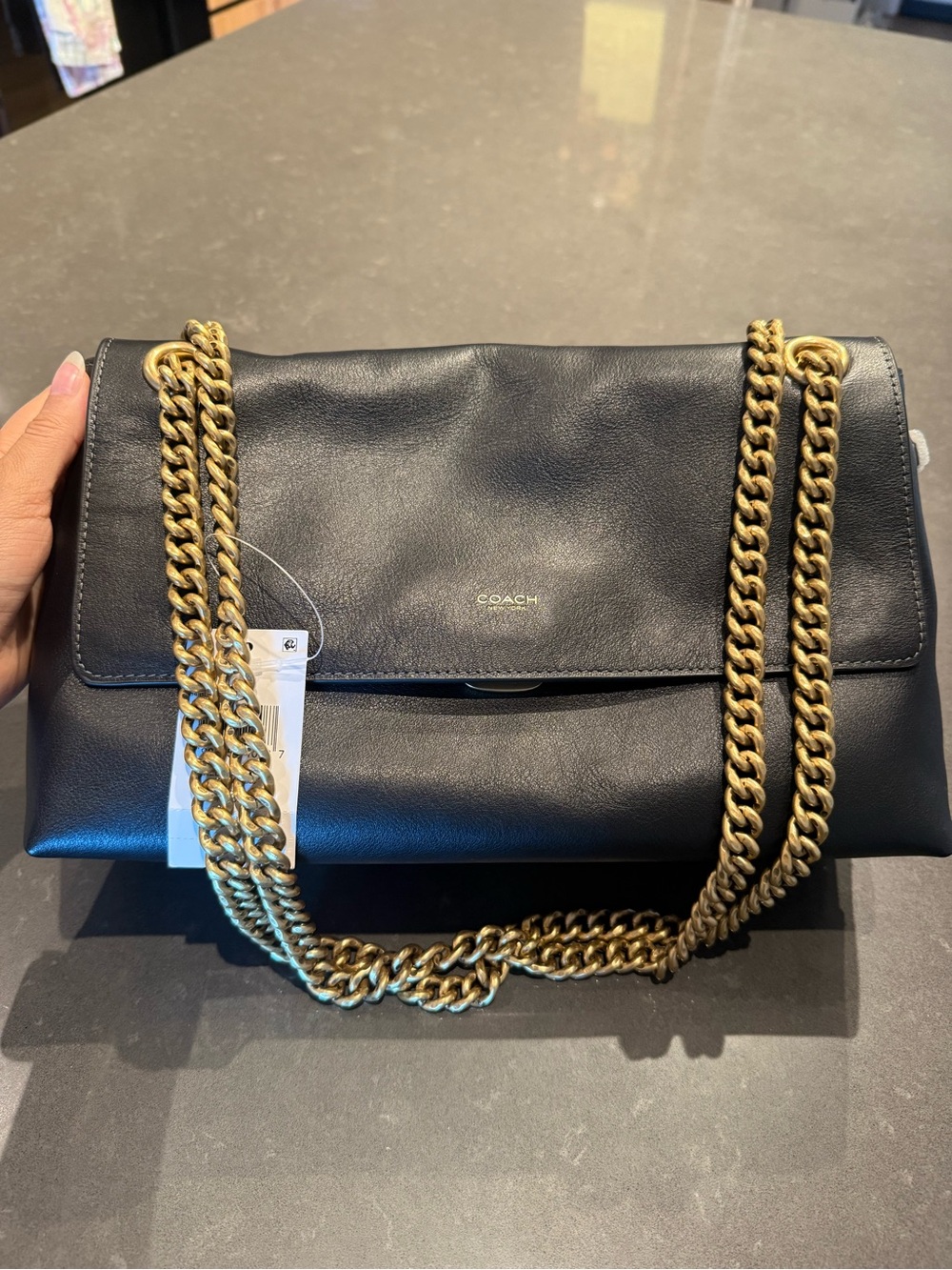 Coach Chelsea with chain black